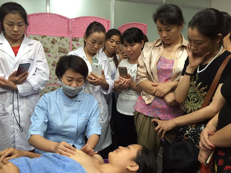 如何选择洛阳月嫂培训公司